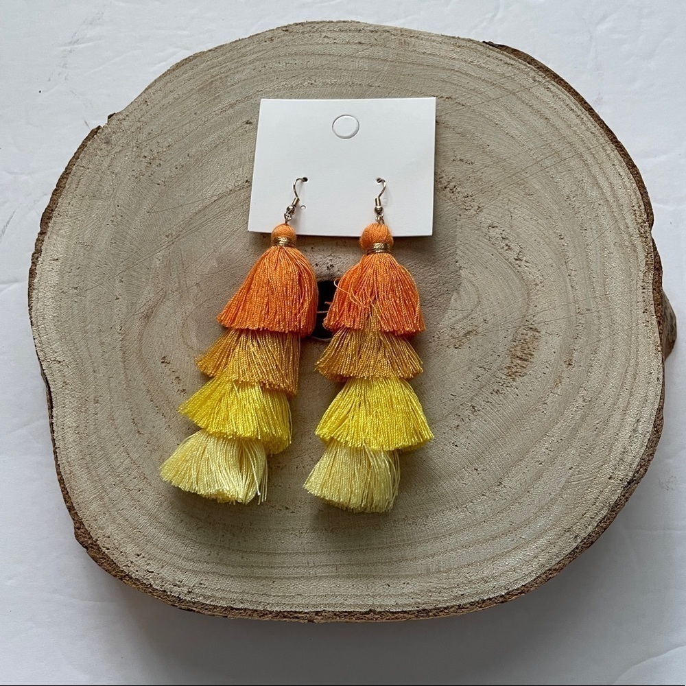 Multicolor Tassel Fringe Earrings Orange Yellow Ombre Tiered Drop 4 Inch NEW